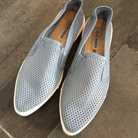 steve madden blue slip ons